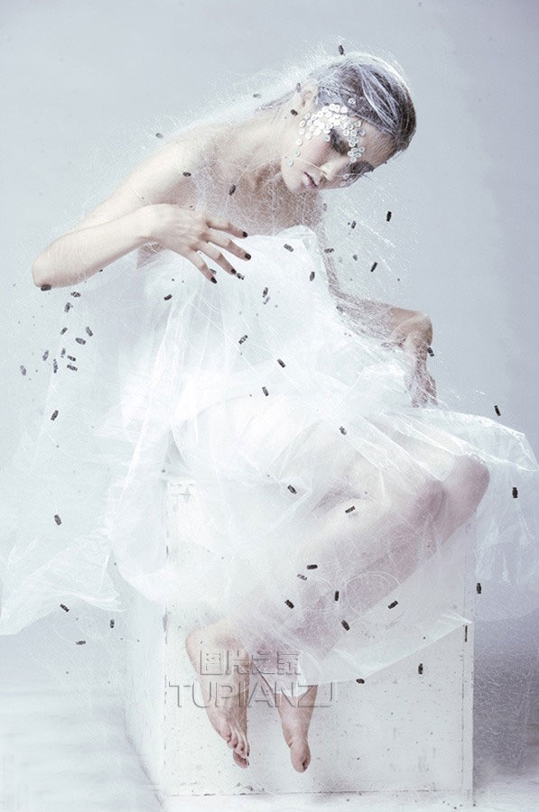 创意渔网人体艺术图片