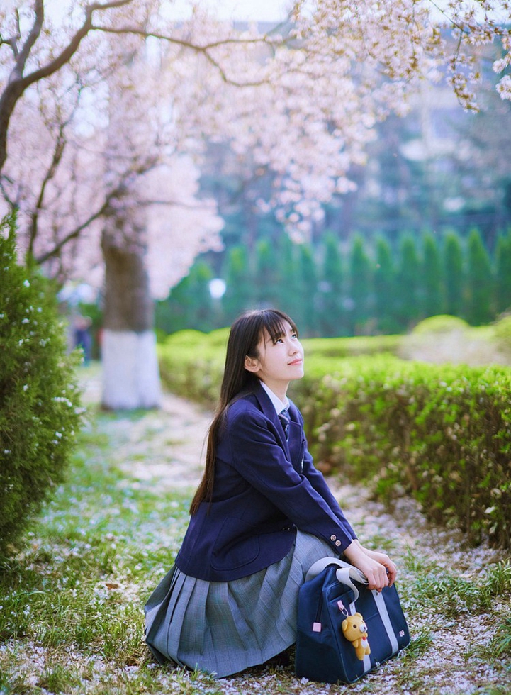 性感美妇香闺圆润翘臀私房摄影图片