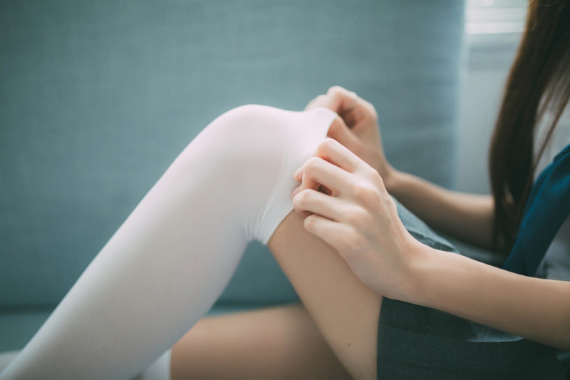 性感美妇香闺圆润翘臀私房摄影图片