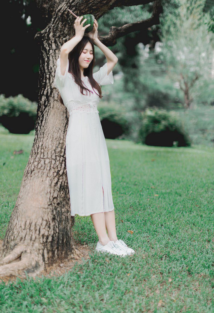 [秀人网]美乳性感尤物陈思琪大尺度浴室透视装爆乳黑丝睡衣主题系