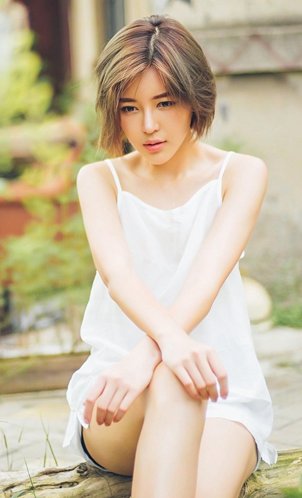 av40岁以上美熟妇璇璇黑丝美腿超短裙诱惑美女私密写真集