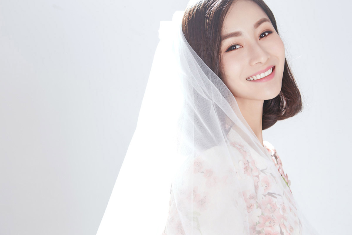 张维娜时尚清新魅力写真