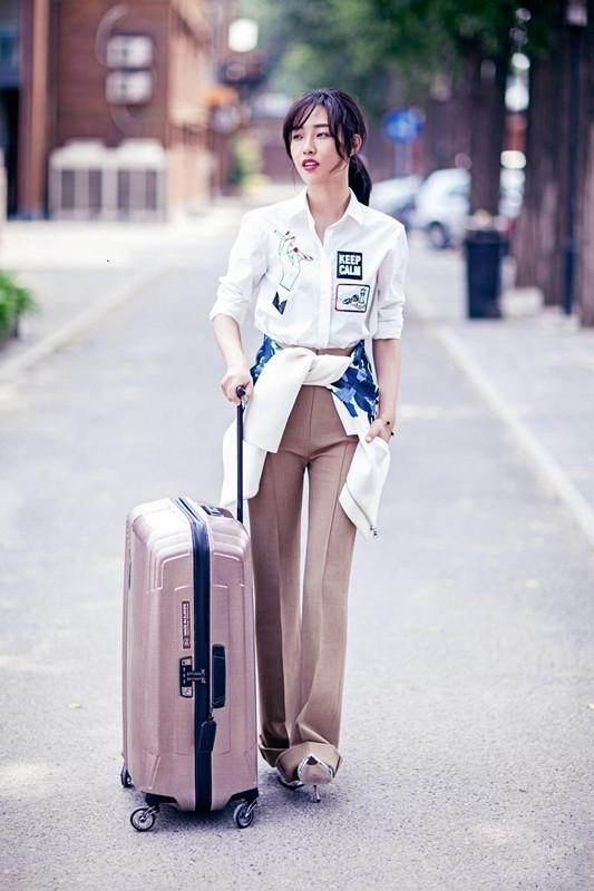 白百何早春时尚大片 温暖阳光活力四射