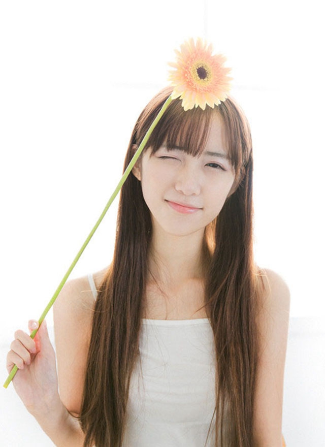 亚洲极品细腿美女丁字裤连体衣大波迷人私房照