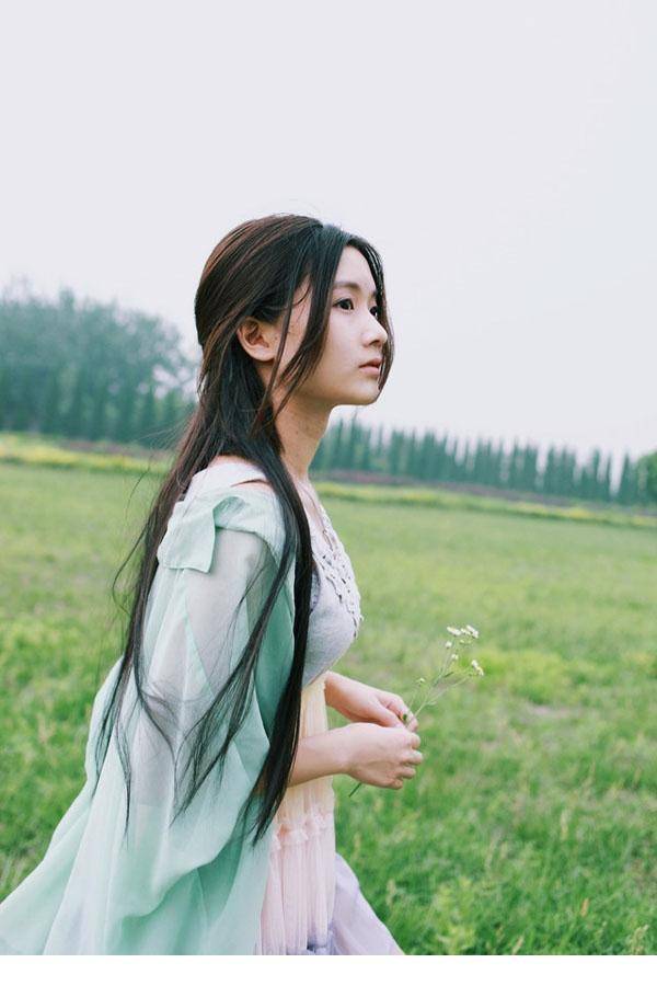 都市佳人杨晨晨超短裙美腿翘臀诱惑中国大胆绝美人体