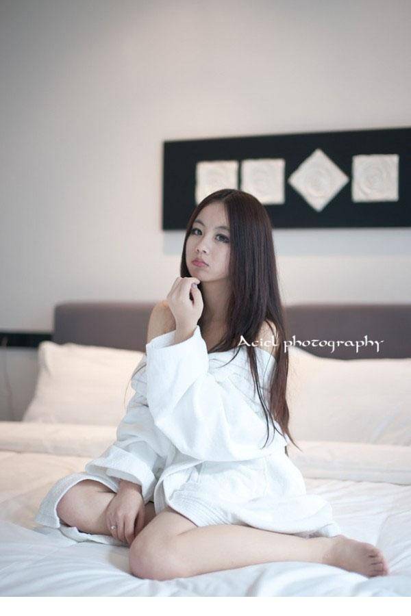 都市佳人杨晨晨超短裙美腿翘臀诱惑中国大胆绝美人体