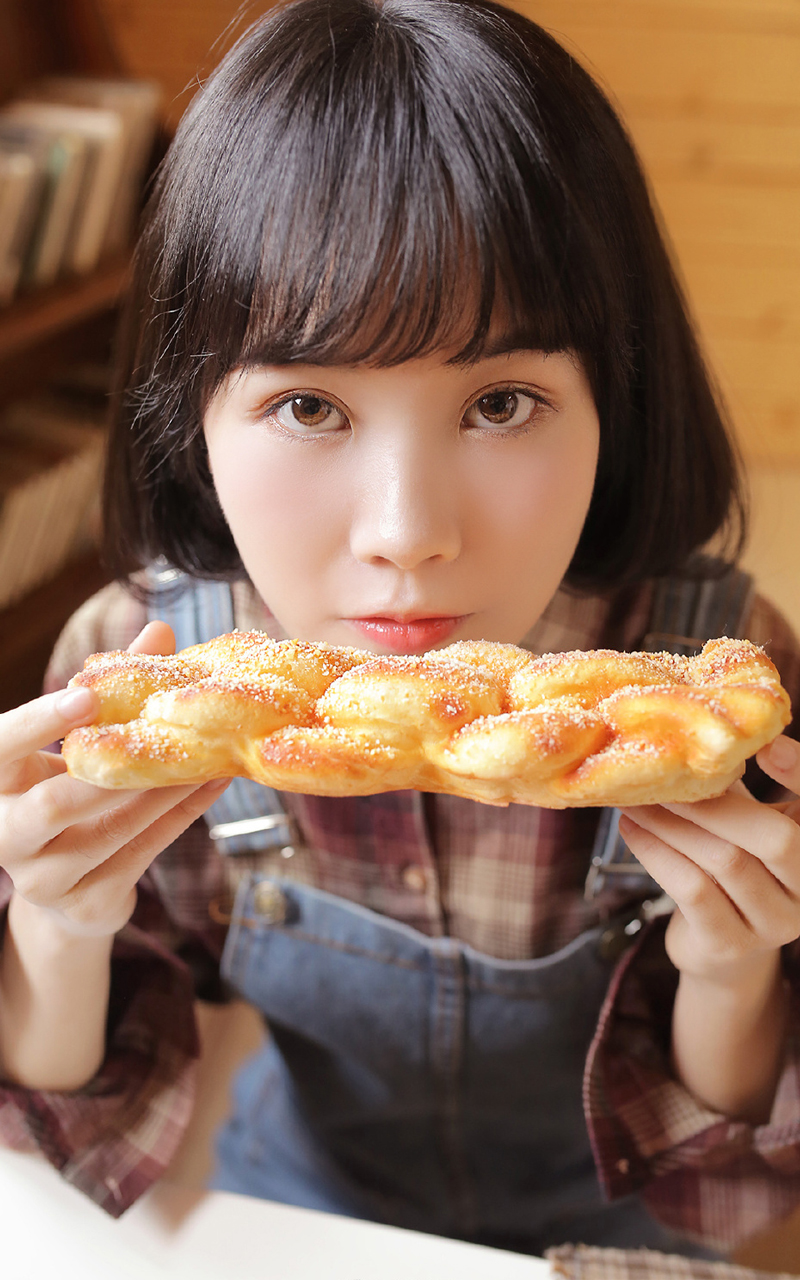 黑丝性感女白领在办公室诱与惑妩媚销魂人体艺术照