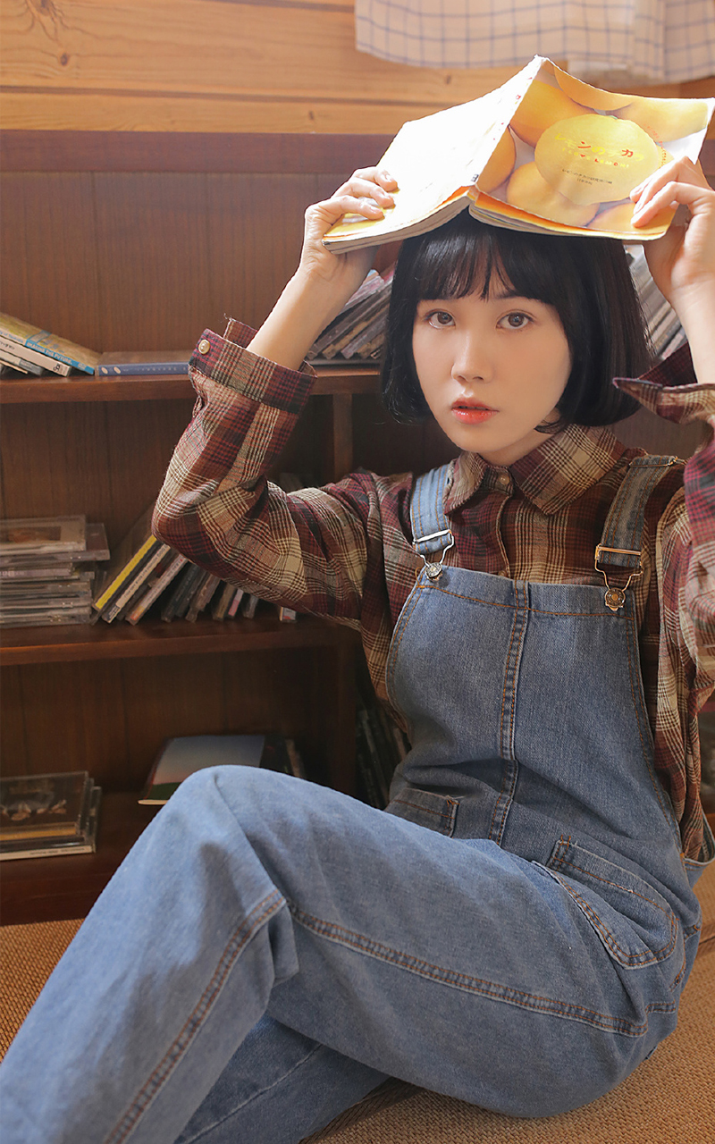 黑丝性感女白领在办公室诱与惑妩媚销魂人体艺术照