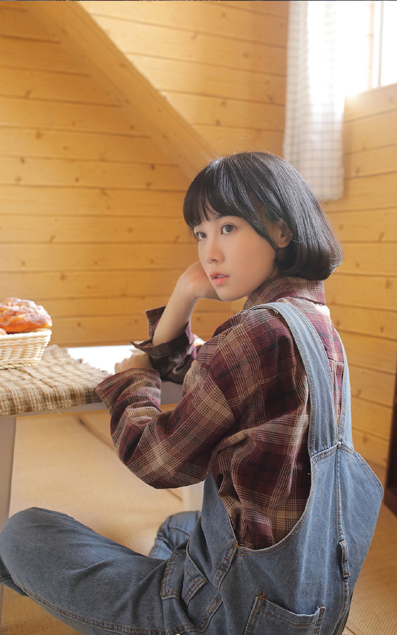 黑丝性感女白领在办公室诱与惑妩媚销魂人体艺术照