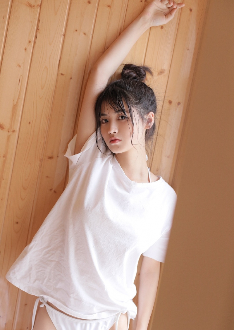 宅男女神美腿翘臀性感撩人辣图