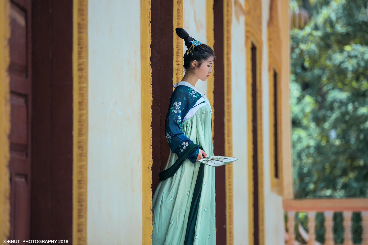 少女古装造型写真