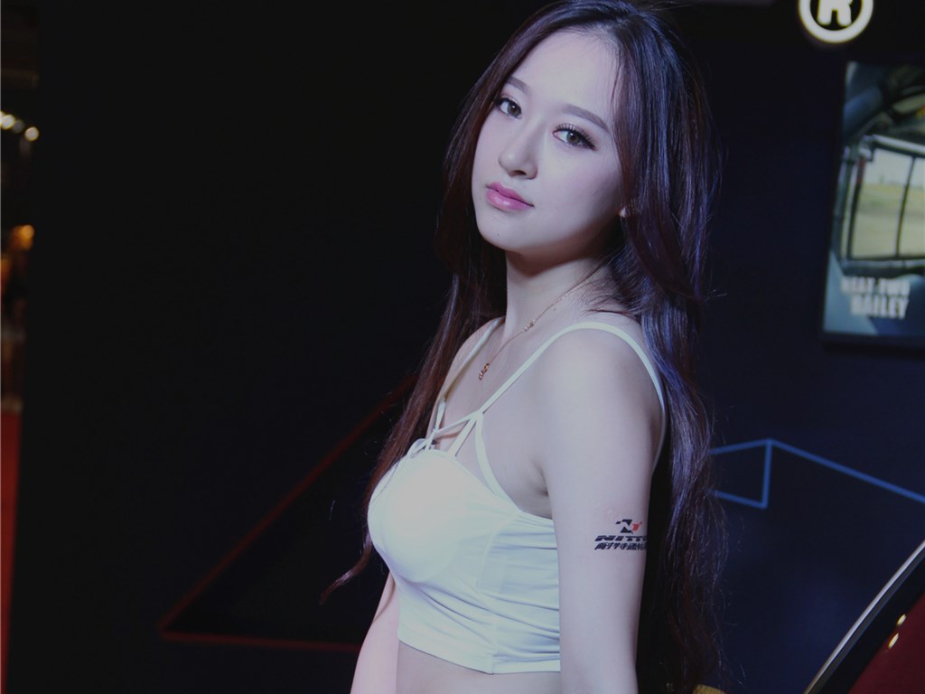 性感车模比基尼热裤令人欲死欲仙的火辣娇躯极致勾魂美女图