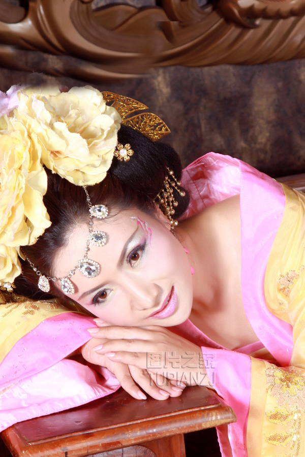 唯美小姐闺中图 美艳动人