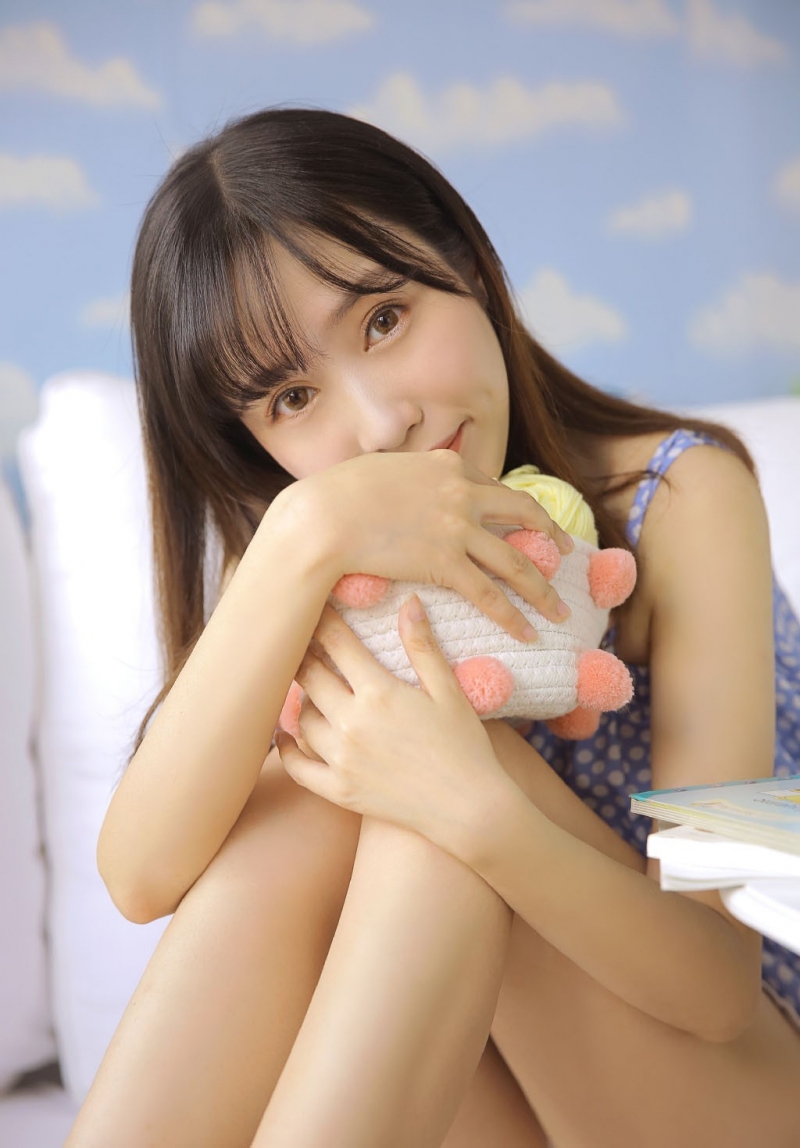 极品美女清秀可人气质干净妹子图