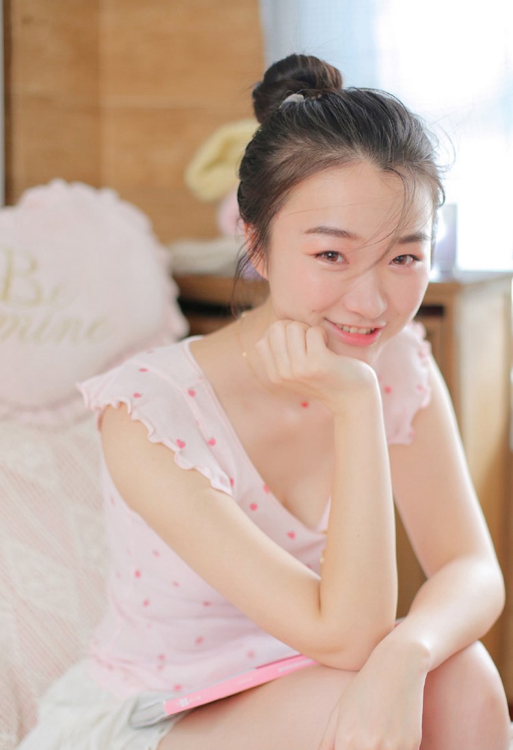 黑丝美腿美女诱惑写真