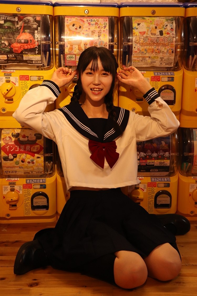 麻花辫日本制服萝莉日常生活照黑丝美女鉴赏写真图片