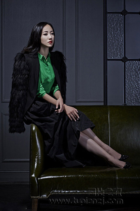 韩雪时尚写真图片 上演玉女轻奢风