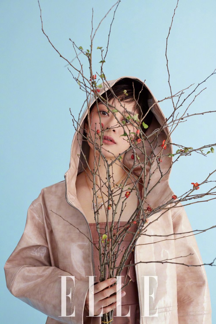 高级感美女孙俪清新动人复古妆容优雅明星写真图片