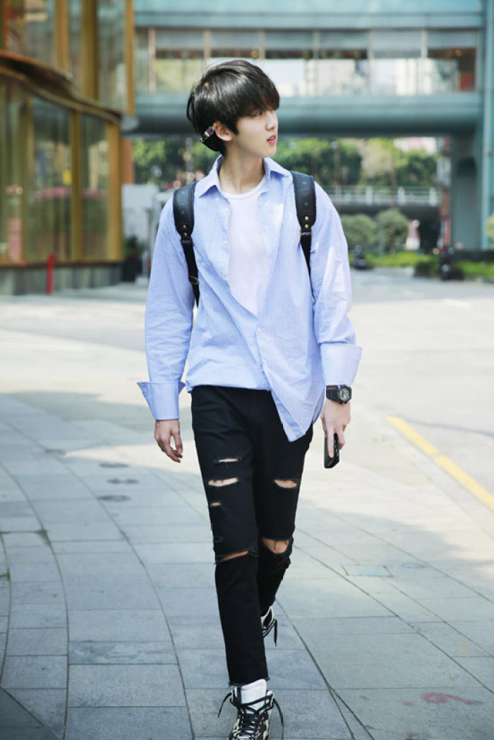 陈宥维街拍写真图片 尽显时尚帅气