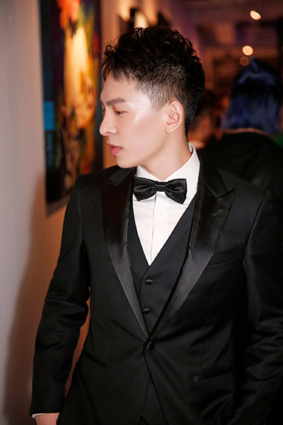 蒋雪鸣图片 蒋雪鸣帅气写真照