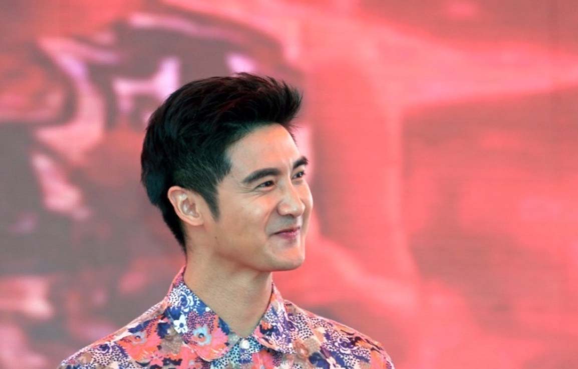 跳水王子田亮魔性写真 空袭一股帅气