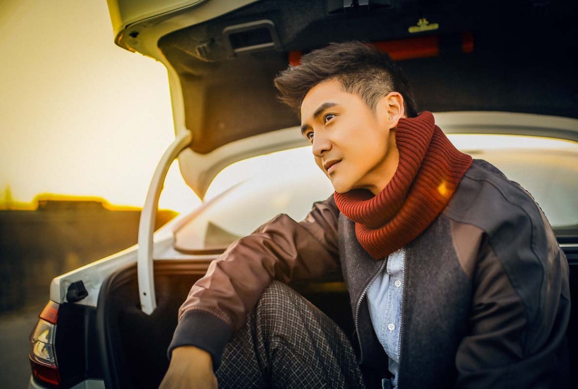 跳水王子田亮魔性写真 空袭一股帅气