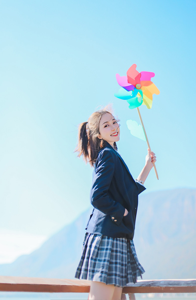 黑丝美少妇床上销魂姿势性感套图