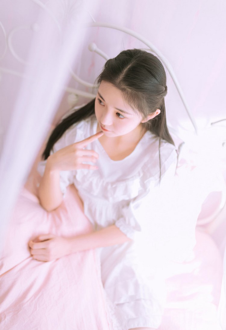 居家少妇性感美臀长腿丝袜诱惑写真图集