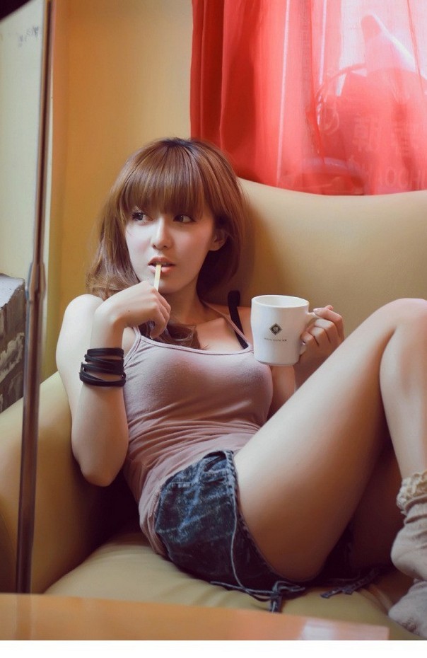 情趣空姐制服美女梁紫轩齐臀超短裙翘臀诱惑写真