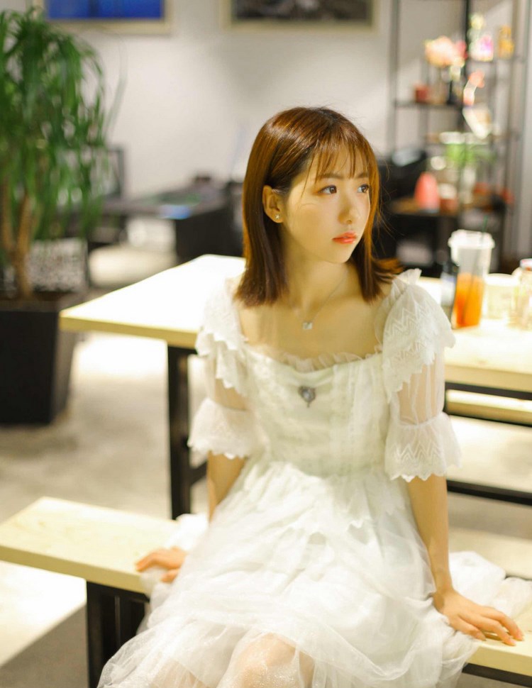 多情少妇蕾丝情趣内衣肥臀爆乳雪白肉体销魂荡魄美女照片