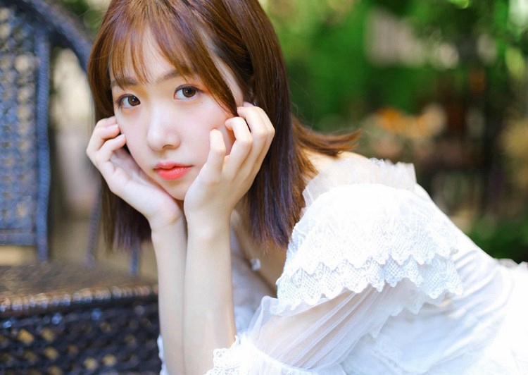 多情少妇蕾丝情趣内衣肥臀爆乳雪白肉体销魂荡魄美女照片