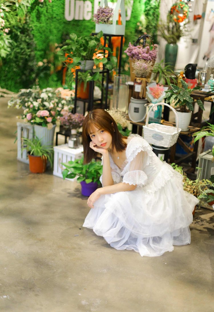 多情少妇蕾丝情趣内衣肥臀爆乳雪白肉体销魂荡魄美女照片