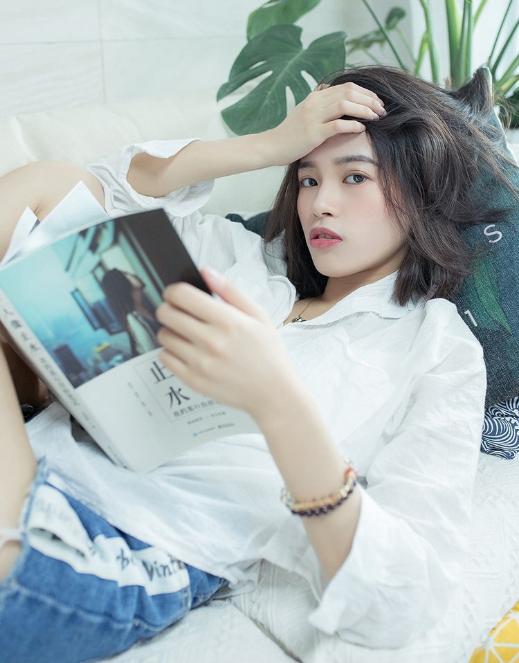 日本泳衣湿身死库水美女甜美诱惑户外性感写真图片