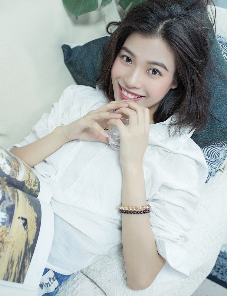 日本泳衣湿身死库水美女甜美诱惑户外性感写真图片