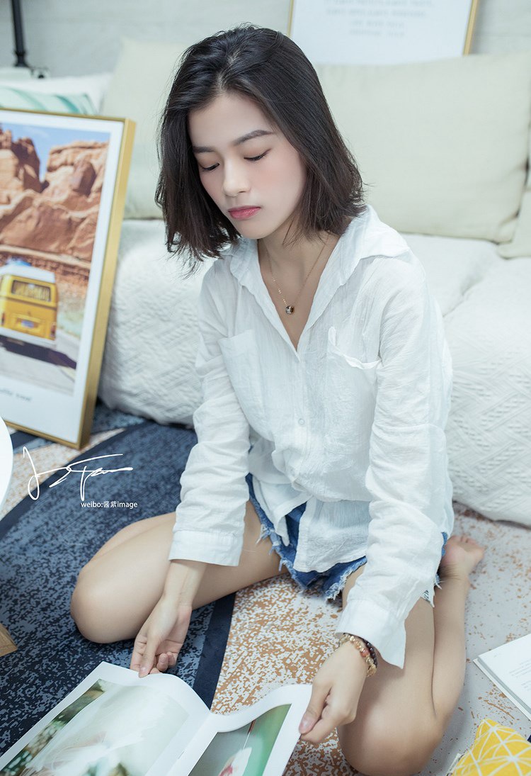 日本泳衣湿身死库水美女甜美诱惑户外性感写真图片