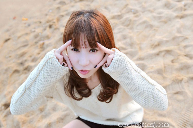 小清新私房美少女户外写真集