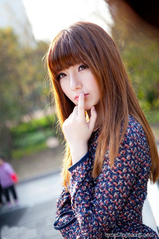 小清新私房美少女户外写真集