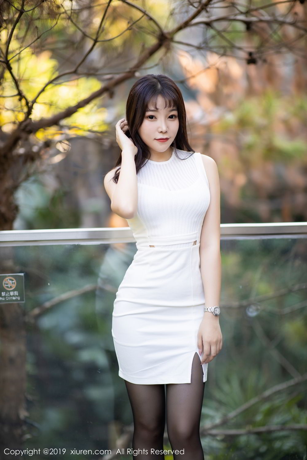 性感销魂的美少妇诱人的身材前凸后翘透视黑丝私密图库