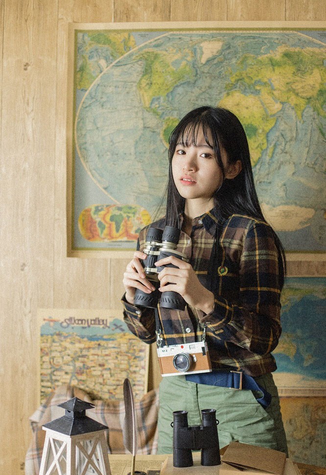 街拍头条女神翘臀丰乳大长腿极品绝色诱惑美女私拍