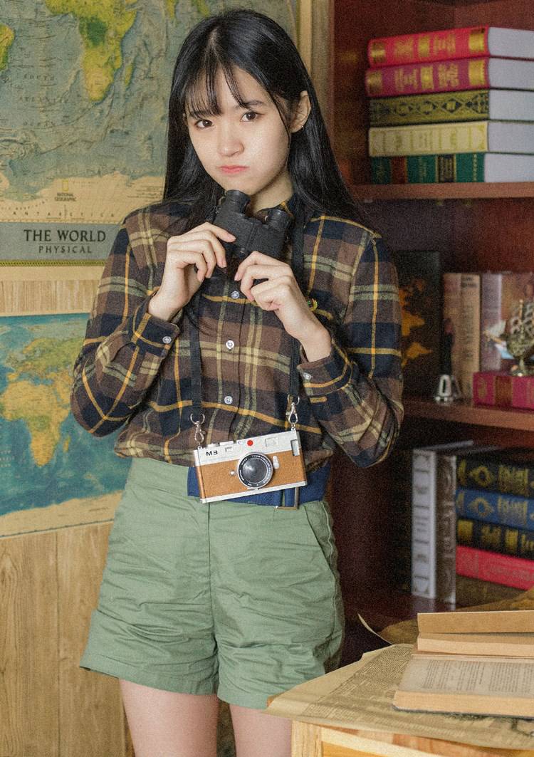 街拍头条女神翘臀丰乳大长腿极品绝色诱惑美女私拍