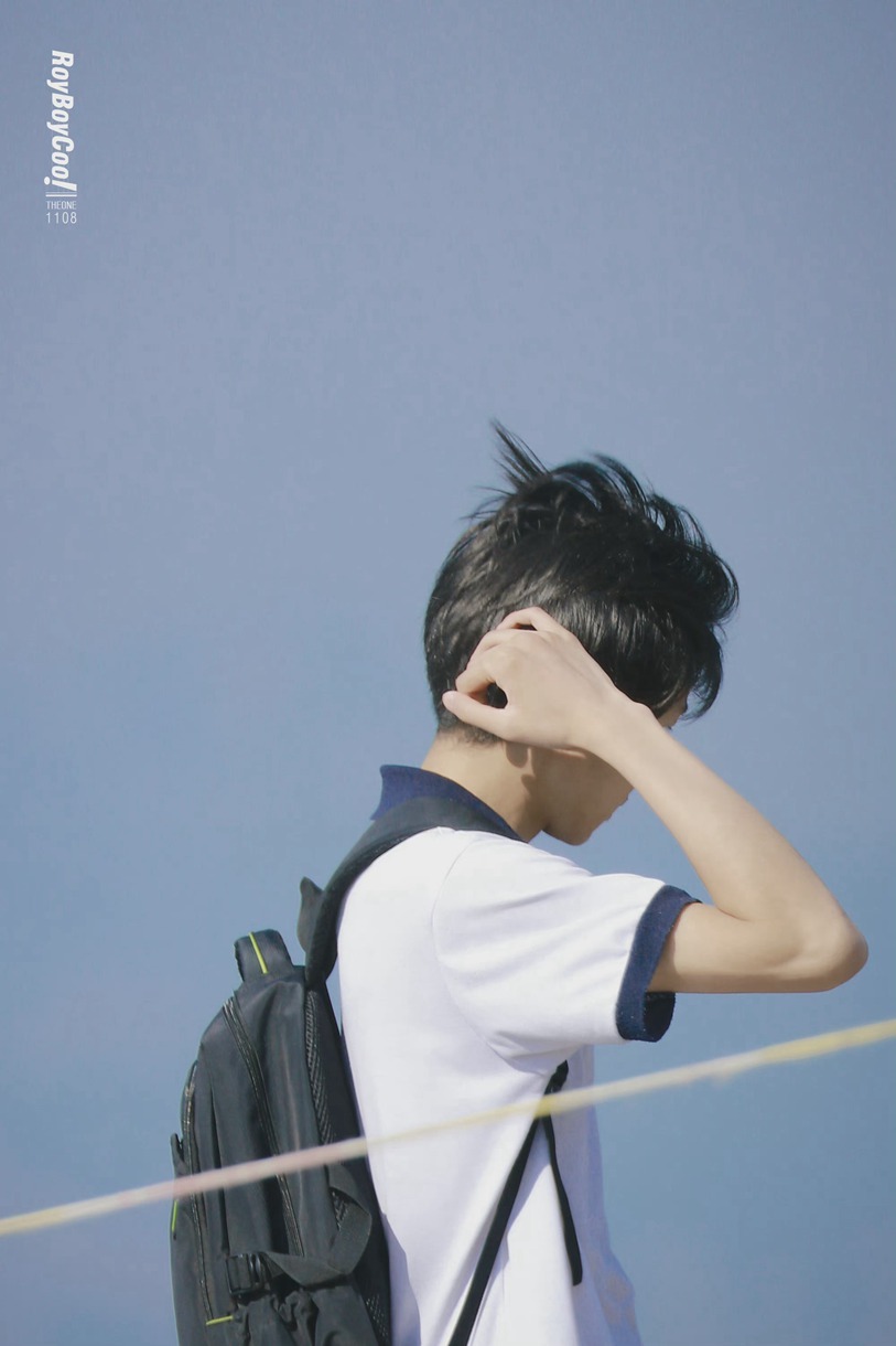 王源灿烂灿烂校服路透邻家学长氛围满分