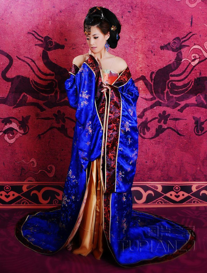 名媛古装少女 小露香肩妖娆诱惑