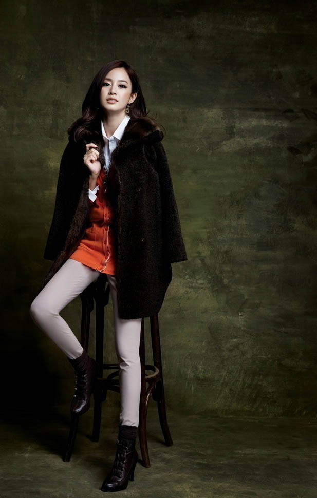 金泰熙秋冬装时尚写真 尽显轻熟女气质