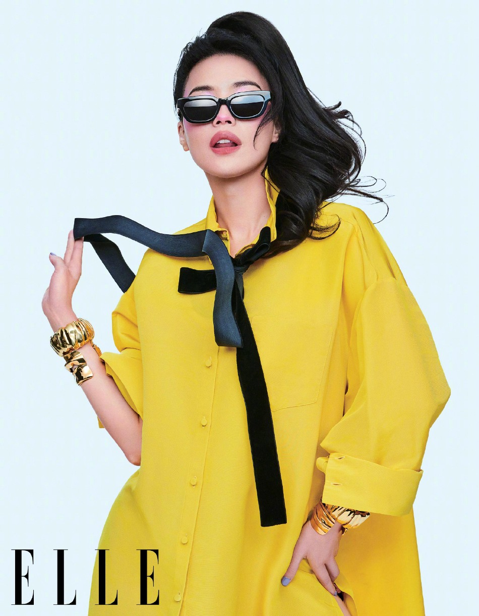 舒淇粉嫩桃花妆俏皮高马尾写真