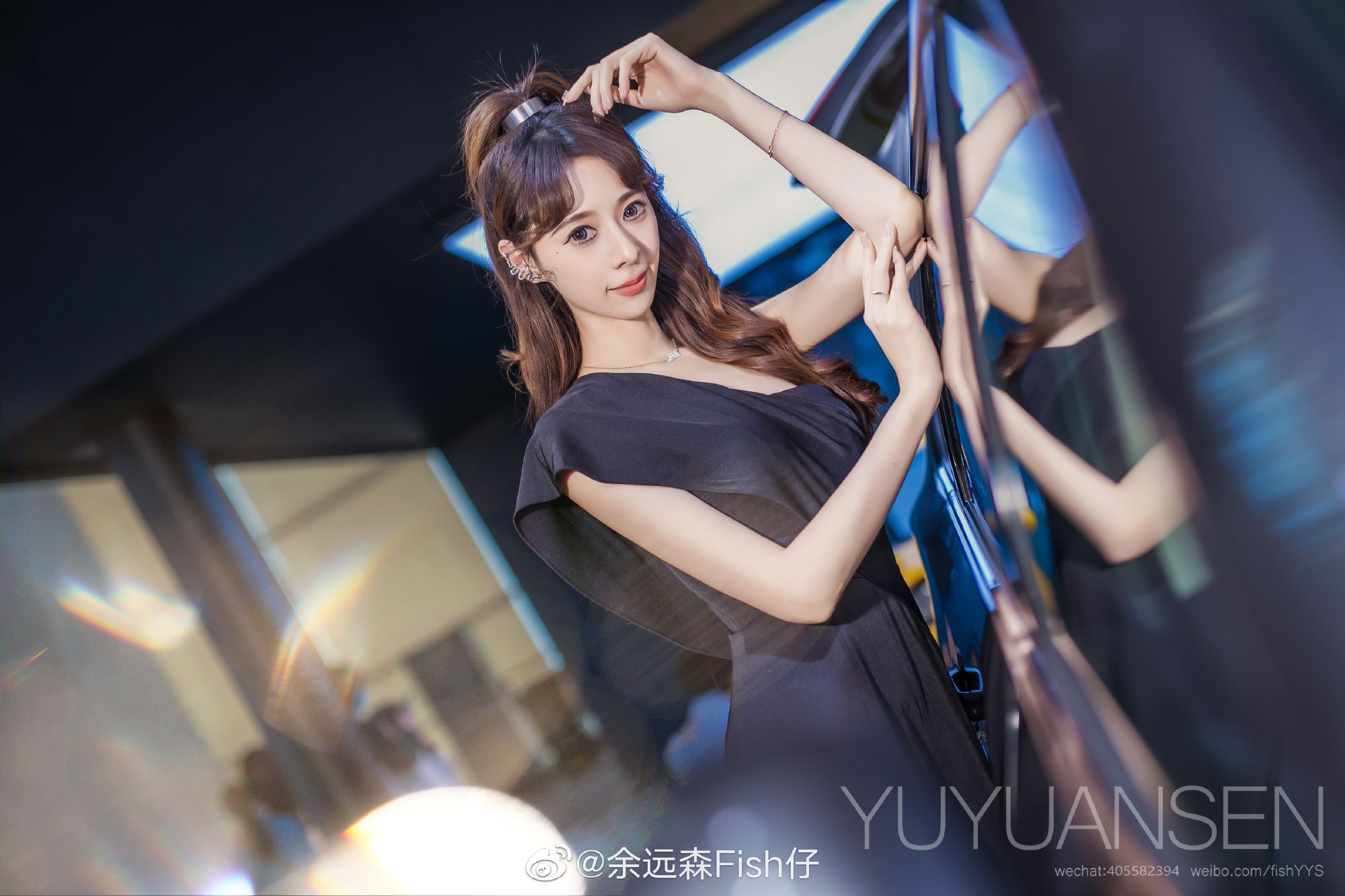 高挑有型美女车模高跟玉足私拍