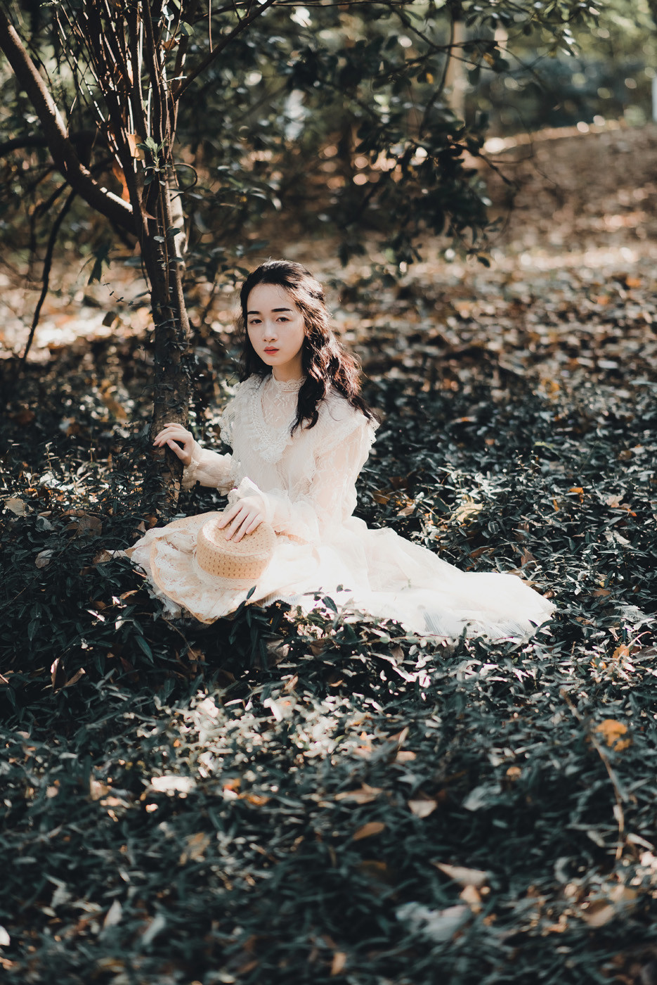 古典美女梦幻朦胧白纱长裙户外空灵养眼清纯写真图片