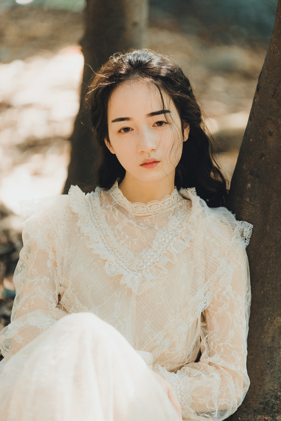 古典美女梦幻朦胧白纱长裙户外空灵养眼清纯写真图片