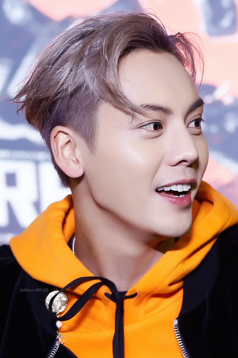 陈伟霆银色短发造型图片 美颜暴击尽显利落帅气