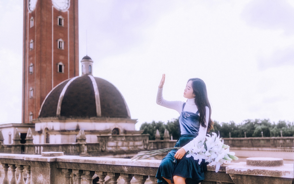 大胸女孩内衣私房照