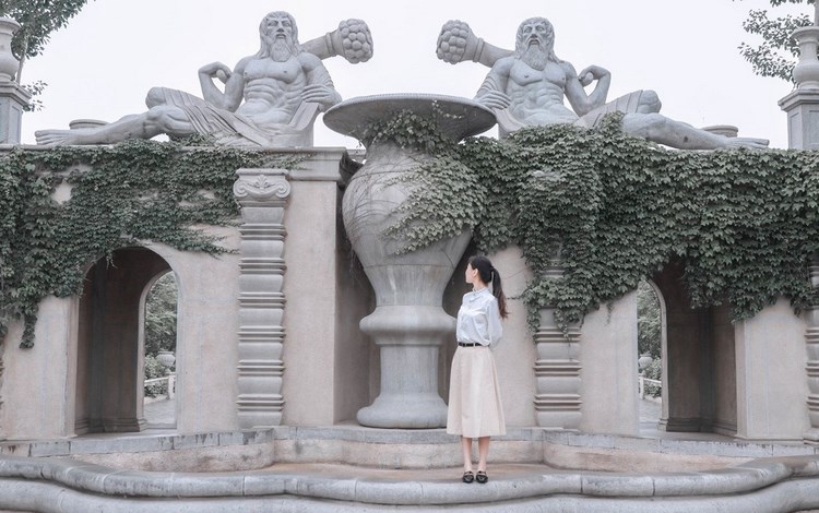 御姐美女极致惹火春光无限性感写真